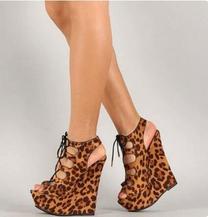 Bright Yellow Suede Cuts Out H - Women'S Shoes Yellow recension och pris