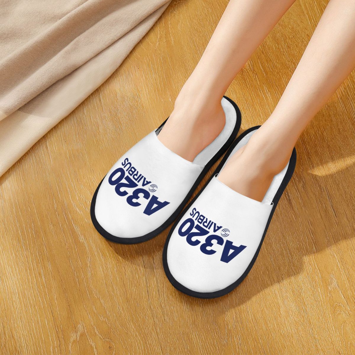 Custom Airbus A320 Logo Slippe - Women Shoes Logo recension och pris