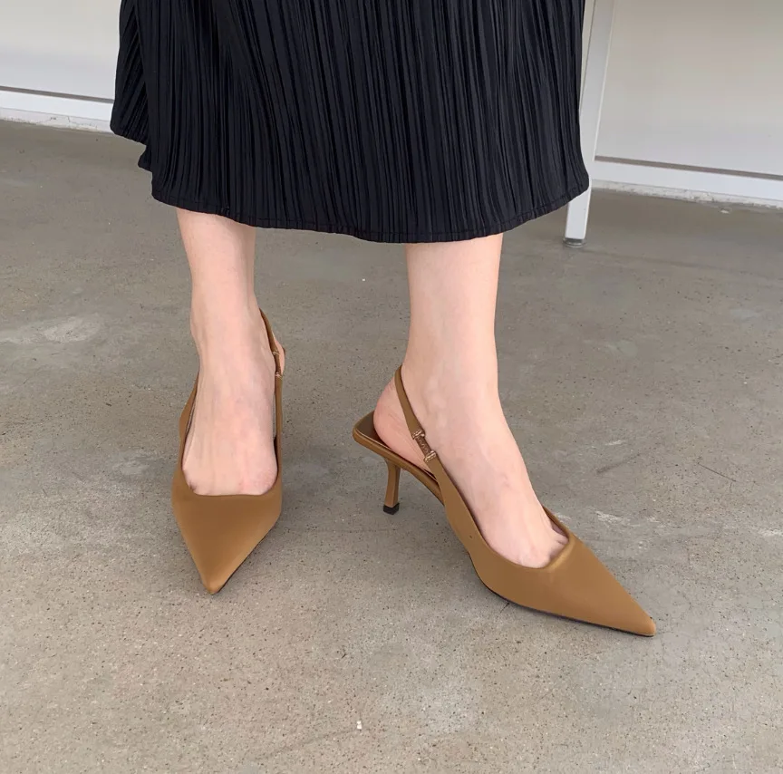 Spring New 2025 Pointed Fine H - Women'S Shoes Clogs recension och pris